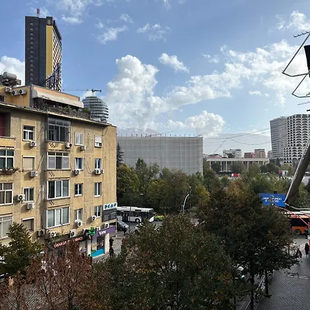 Lägenhet - Skanderbeg Square View