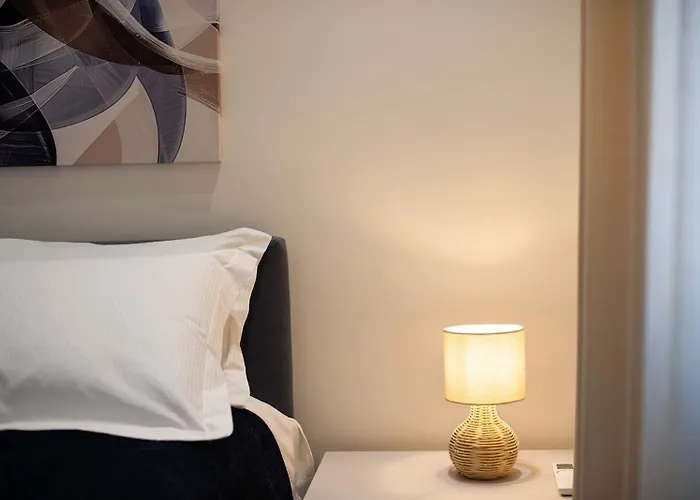 Lägenhet - Skanderbeg Square View Tirana